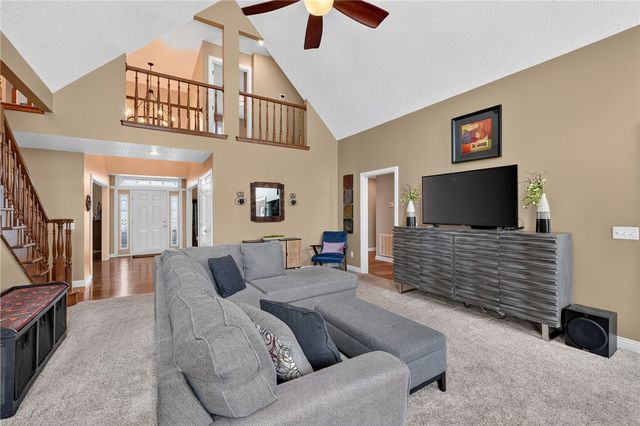 192 Pinkley Road, Elm Springs, AR 72762