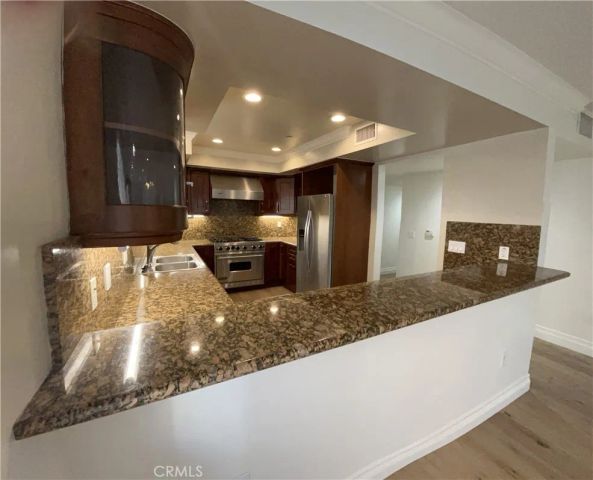 1246 Armacost 101, Los Angeles, CA 90025