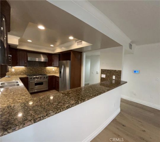 1246 Armacost 101, Los Angeles, CA 90025