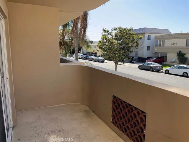 1246 Armacost 101, Los Angeles, CA 90025