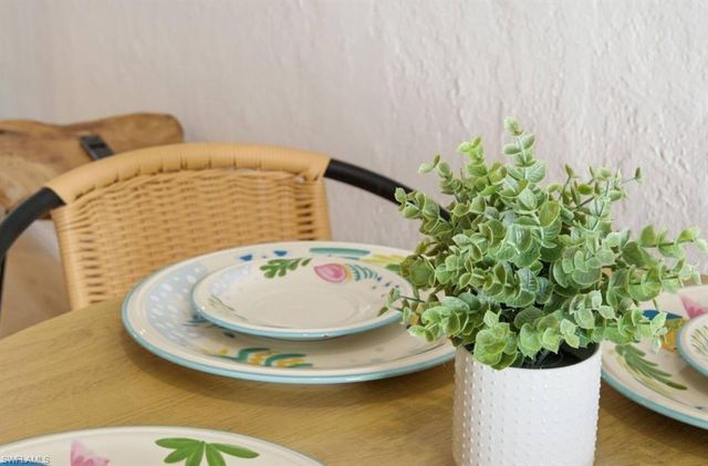 2147 Washington AVE A, Naples, FL 34112