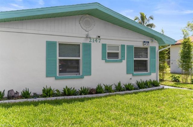 2147 Washington AVE A, Naples, FL 34112