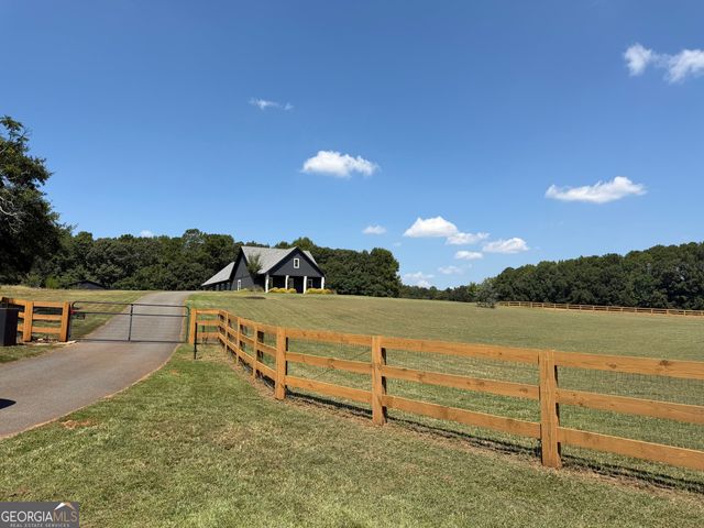 300 Cook Road, Griffin, GA 30224