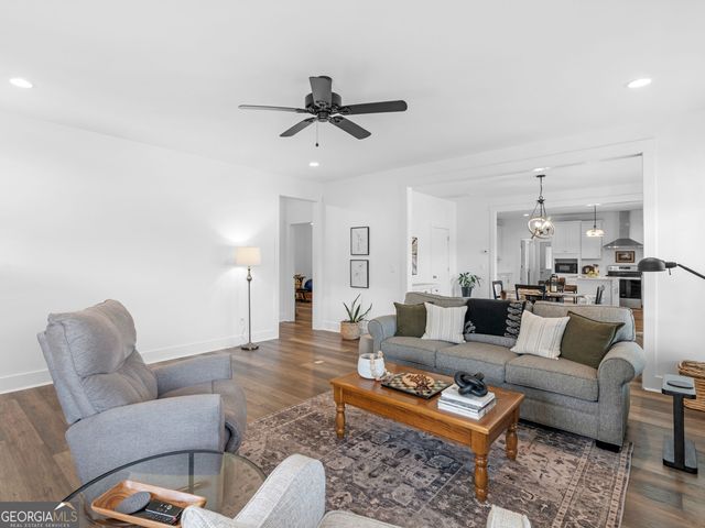 300 Cook Road, Griffin, GA 30224