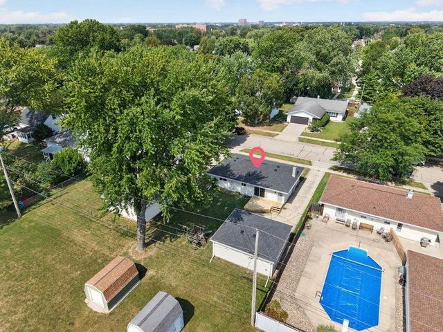 545 E COOLIDGE AVENUE, Appleton, WI 54915