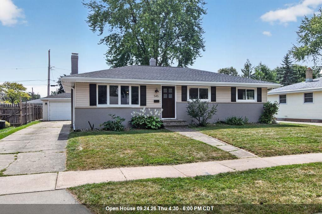 545 E COOLIDGE AVENUE, Appleton, WI 54915