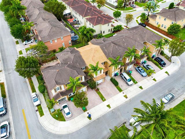 11866 SW 152nd Place, Miami, FL 33196