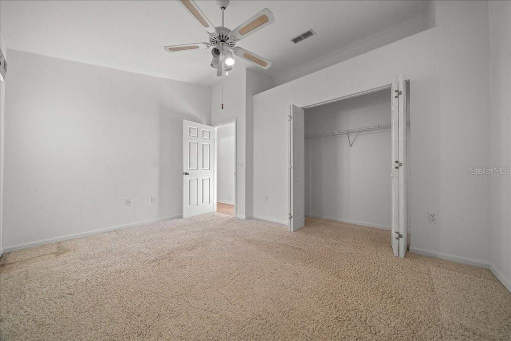 Image 22 of property listing at 3931 NE 22ND STREET, Ocala, FL 34470