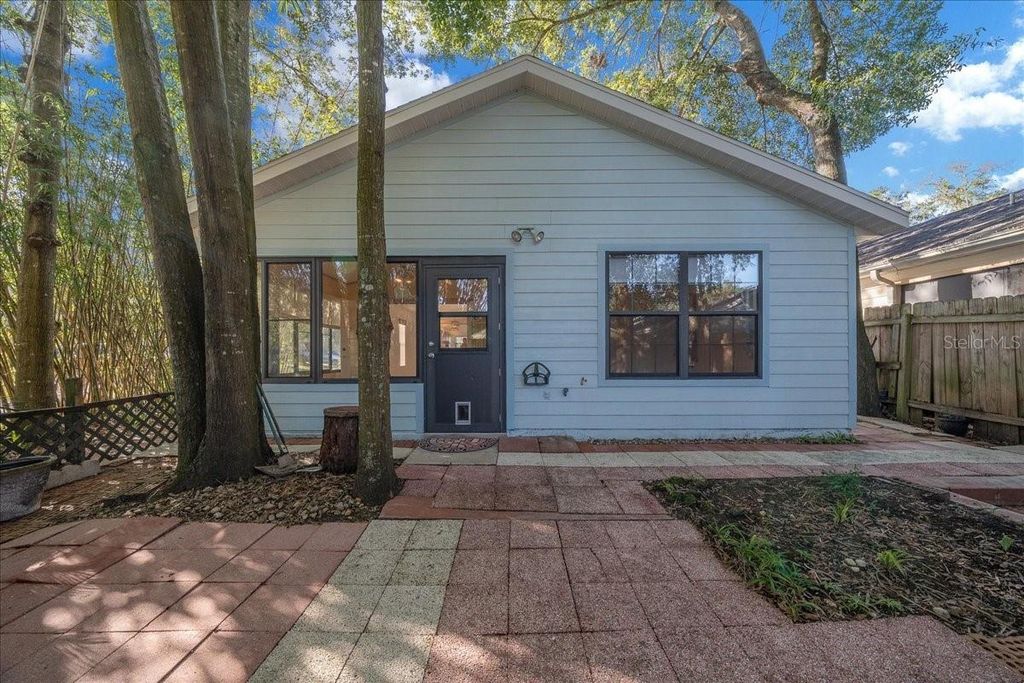 Image 29 of property listing at 3931 NE 22ND STREET, Ocala, FL 34470