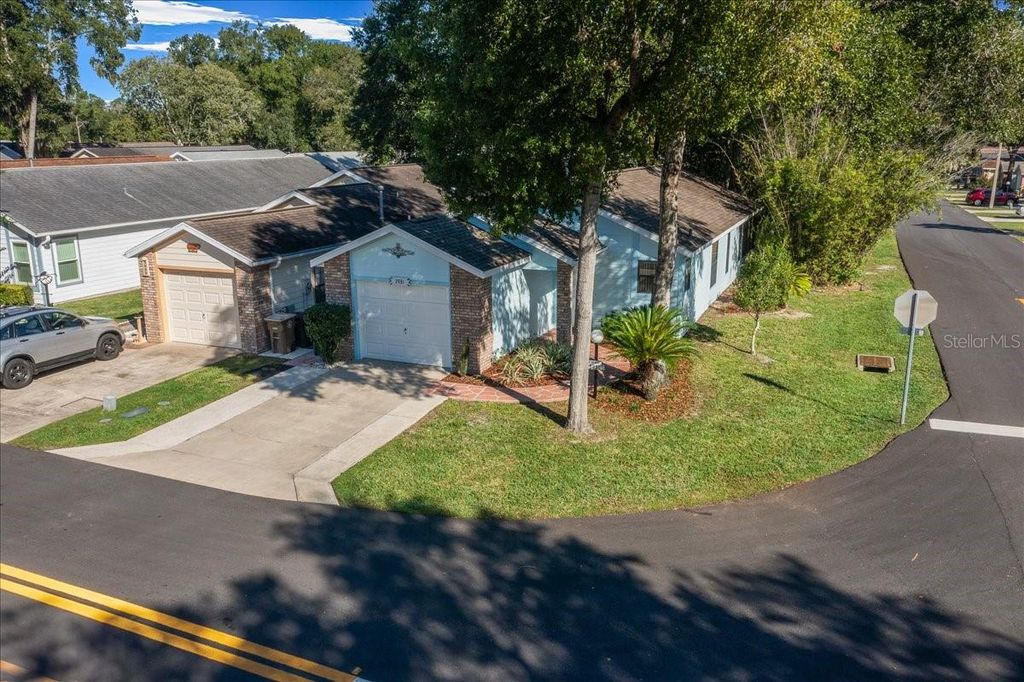 Image 35 of property listing at 3931 NE 22ND STREET, Ocala, FL 34470