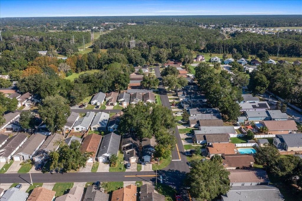 Image 37 of property listing at 3931 NE 22ND STREET, Ocala, FL 34470
