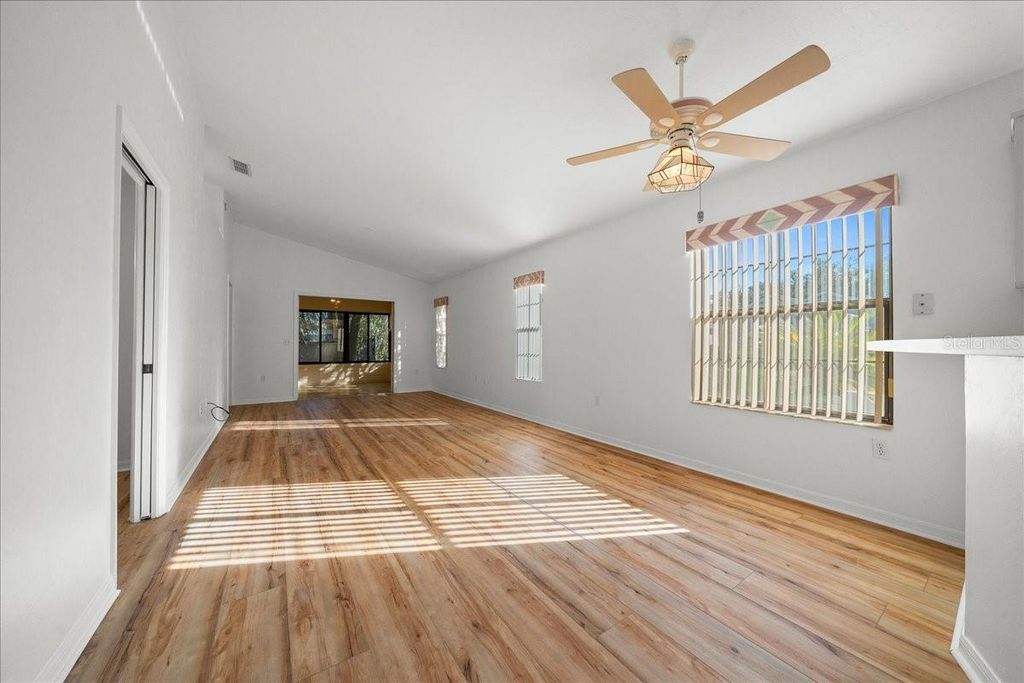 Image 8 of property listing at 3931 NE 22ND STREET, Ocala, FL 34470