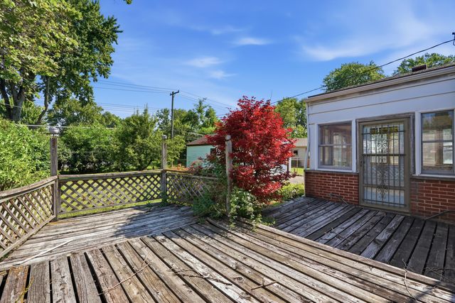 33030 Barton Street, Garden City, MI 48135
