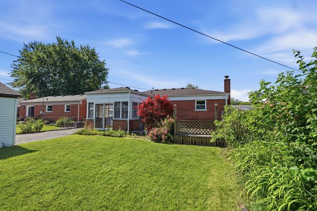 33030 Barton Street, Garden City, MI 48135