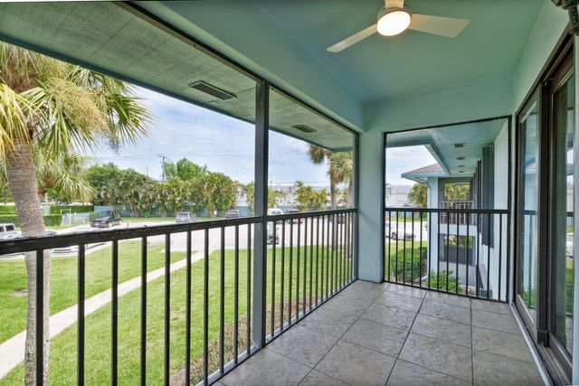 950 S Kanner Hwy 307, Stuart, FL 34994