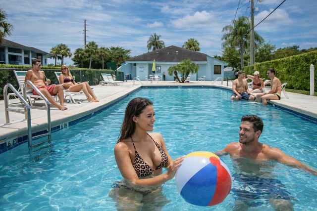 950 S Kanner Hwy 307, Stuart, FL 34994