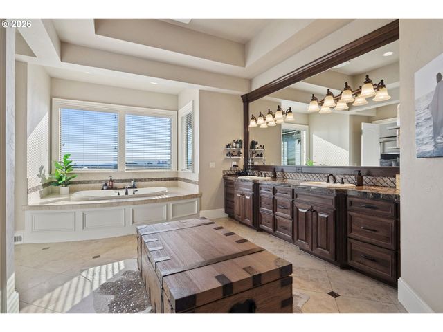 4612 Sw EASTGATE Dr, Wilsonville, OR 97070
