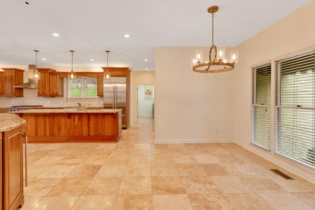 9928 Frost Ridge Drive, Ooltewah, TN 37363