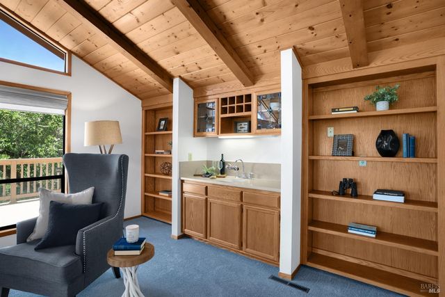 1835 San Ramon Way, Santa Rosa, CA 95409