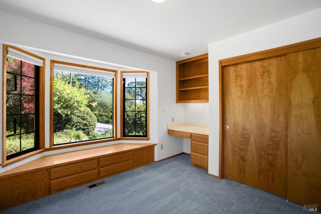 1835 San Ramon Way, Santa Rosa, CA 95409