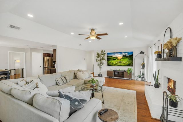 3327 Honey Creek Drive, Houston, TX 77082
