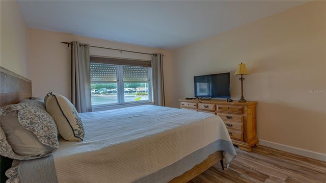 5020 BRITTANY DRIVE S 125, St Petersburg, FL 33715