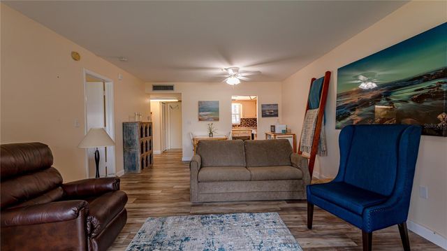 5020 BRITTANY DRIVE S 125, St Petersburg, FL 33715