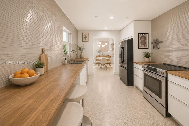 14001 S Biscayne River Drive, Miami, FL 33161
