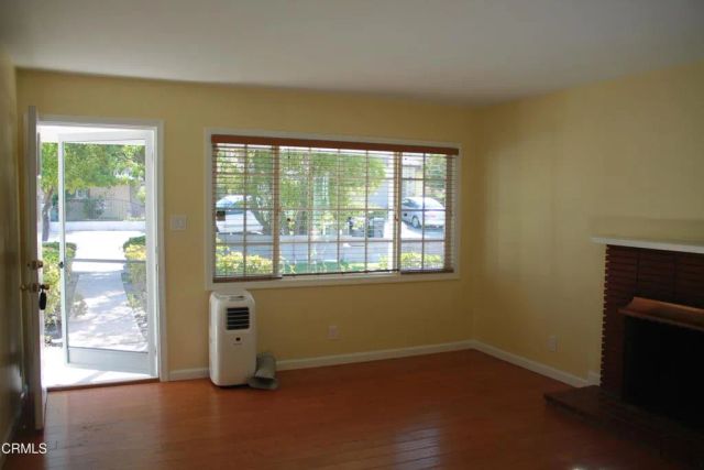41 Fremont Avenue, Moorpark, CA 93021