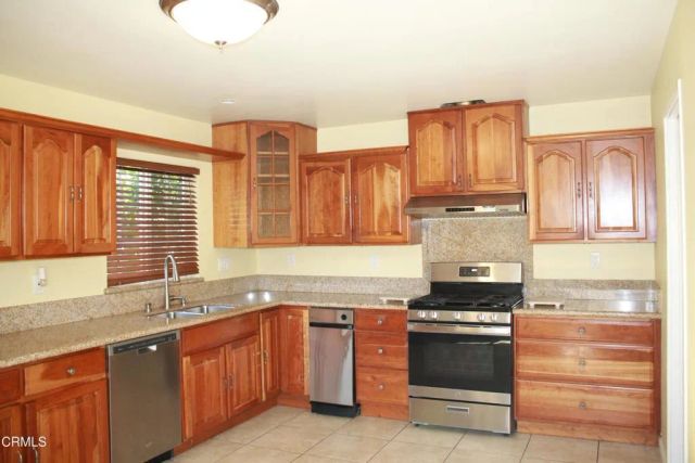 41 Fremont Avenue, Moorpark, CA 93021