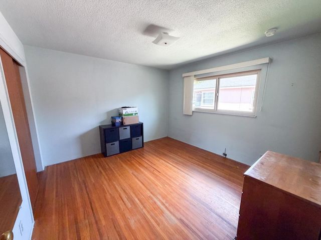 4326 N 5th Street N, Fresno, CA 93726