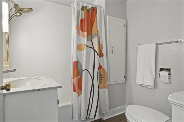 718 W Olin Avenue, Madison, WI 53715