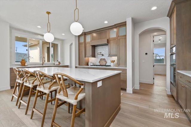 9542 S Green Cottage Ave, Kuna, ID 83634