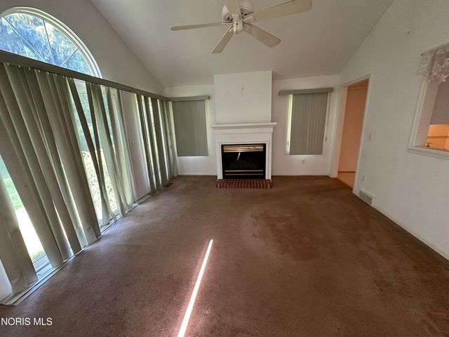 245 W State Line Road, Toledo, OH 43612