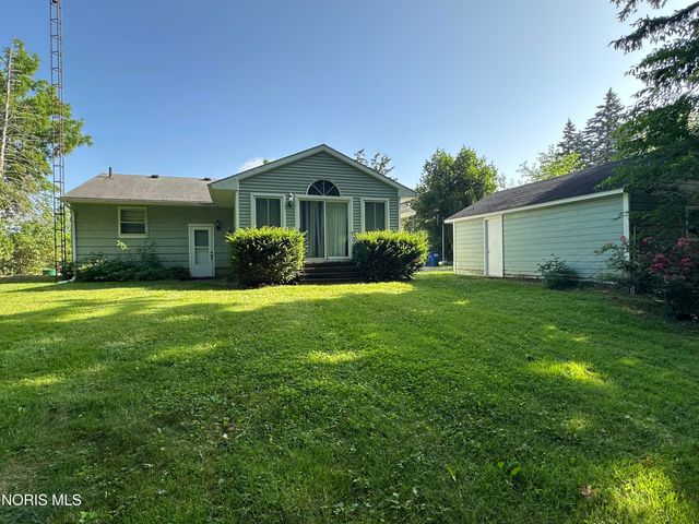 245 W State Line Road, Toledo, OH 43612