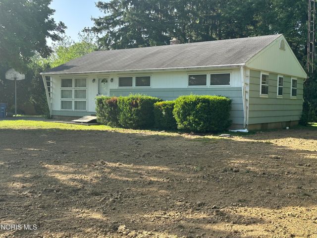 245 W State Line Road, Toledo, OH 43612