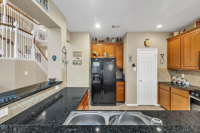 2710 Taos Trail, Deer Park, TX 77536