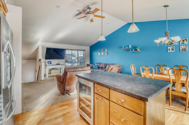 1549 34th Avenue S, Moorhead, MN 56560