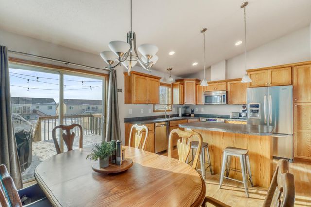 1549 34th Avenue S, Moorhead, MN 56560