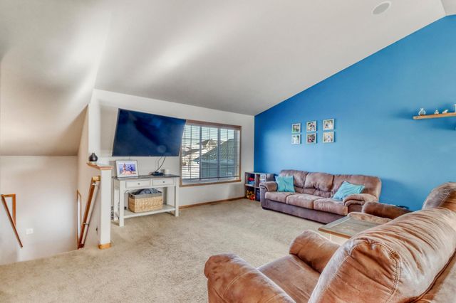 1549 34th Avenue S, Moorhead, MN 56560