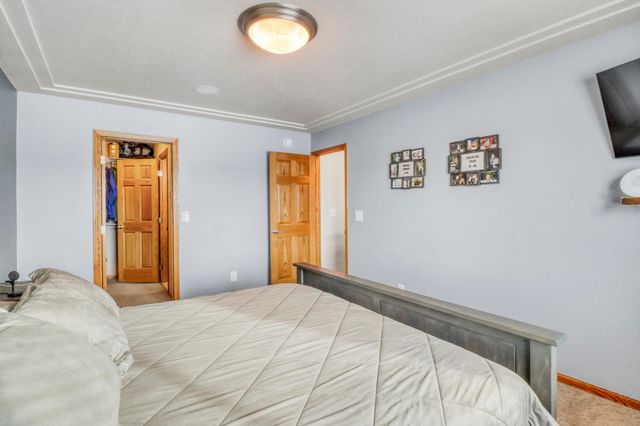 1549 34th Avenue S, Moorhead, MN 56560