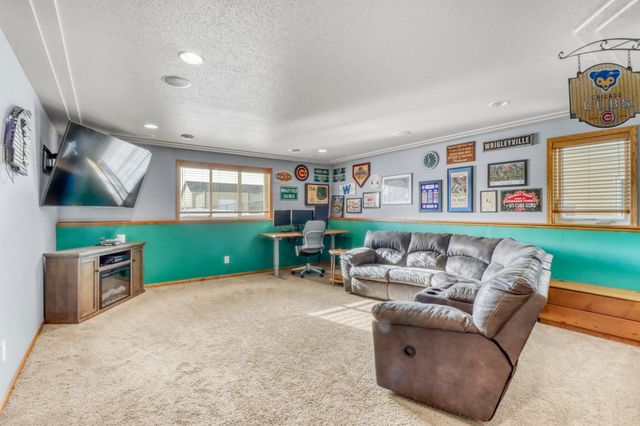 1549 34th Avenue S, Moorhead, MN 56560