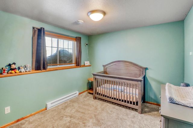 1549 34th Avenue S, Moorhead, MN 56560