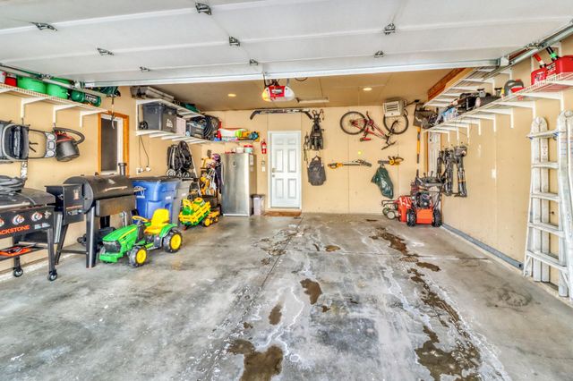 1549 34th Avenue S, Moorhead, MN 56560