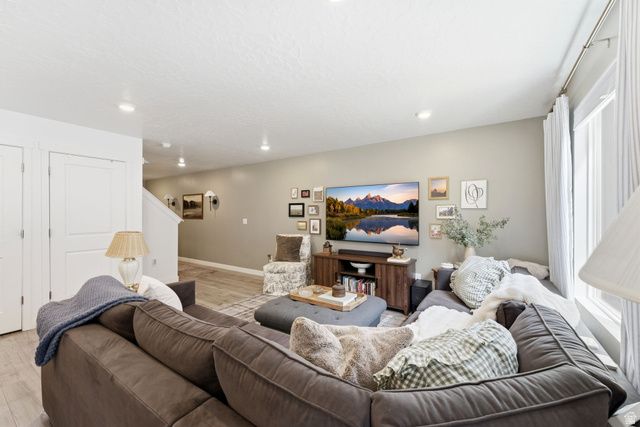 1113 E JACK DR, Saratoga Springs, UT 84045