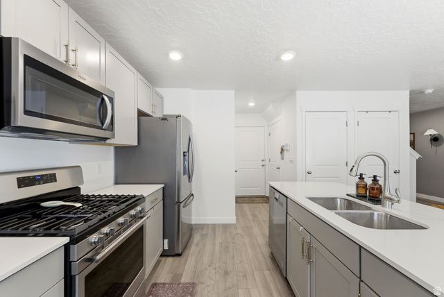 1113 E JACK DR, Saratoga Springs, UT 84045