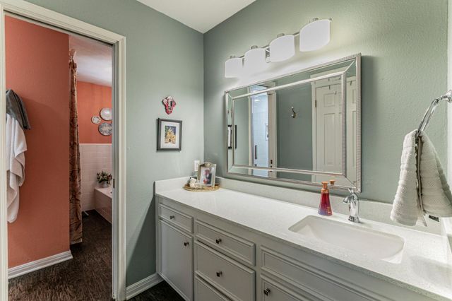 208 Highland Oaks DR, Harker Heights, TX 76548