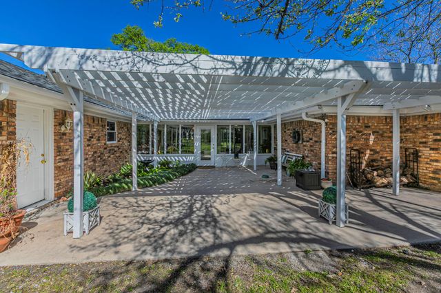 208 Highland Oaks DR, Harker Heights, TX 76548