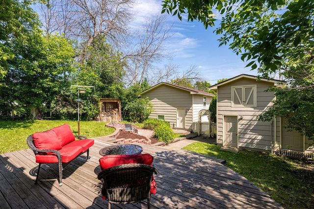 410 E 7th Street, Duluth, MN 55805