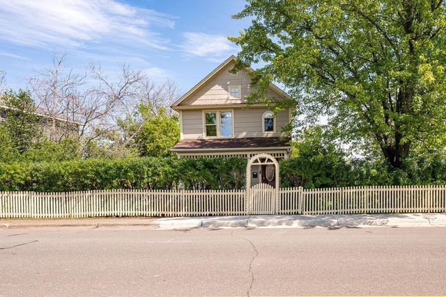 410 E 7th Street, Duluth, MN 55805